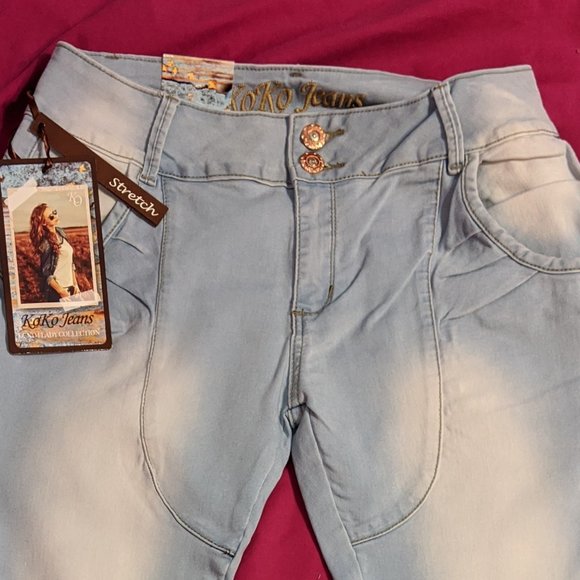 Koko Jeans! - Picture 1 of 5